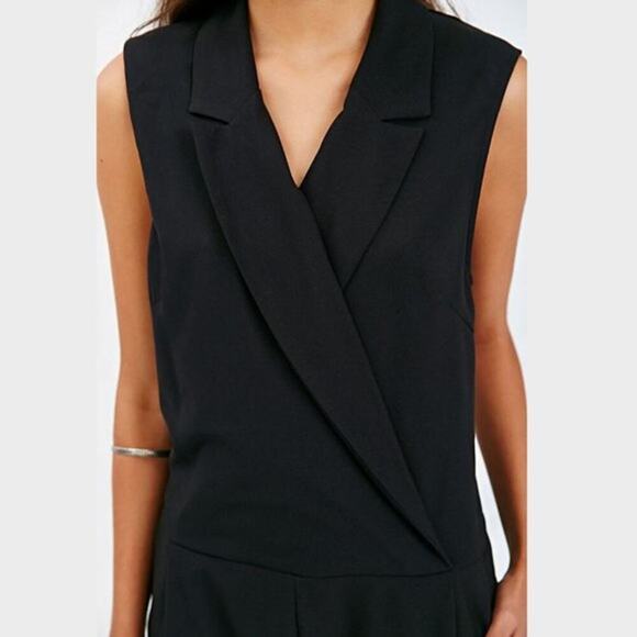 ALICE & UO Apolline Collar Jumpsuit Black Sleeveless Size 2 Blazer Style Ankle - Picture 3 of 11